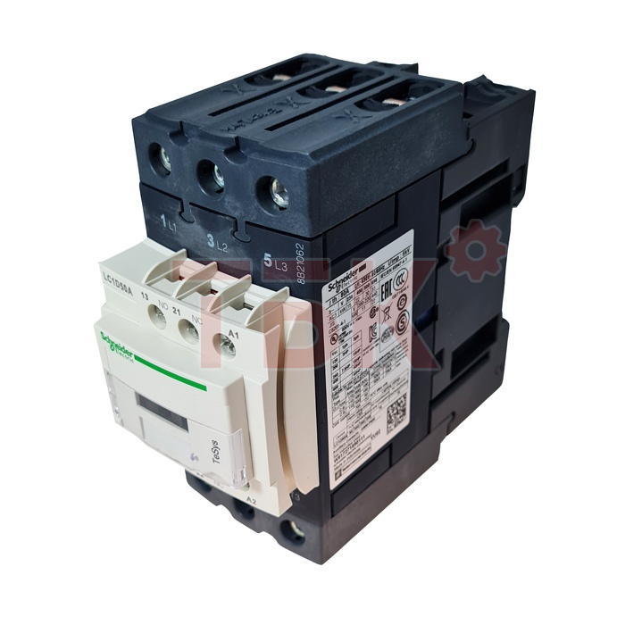 Контактор трехполюсный LC1D50AB7 440В 50A 24В AC 50/60ГЦ Schneider Electric Контактор трехполюсный LC1D50AB7 440В 50A 24В AC 50/60ГЦ Schneider Electric фото