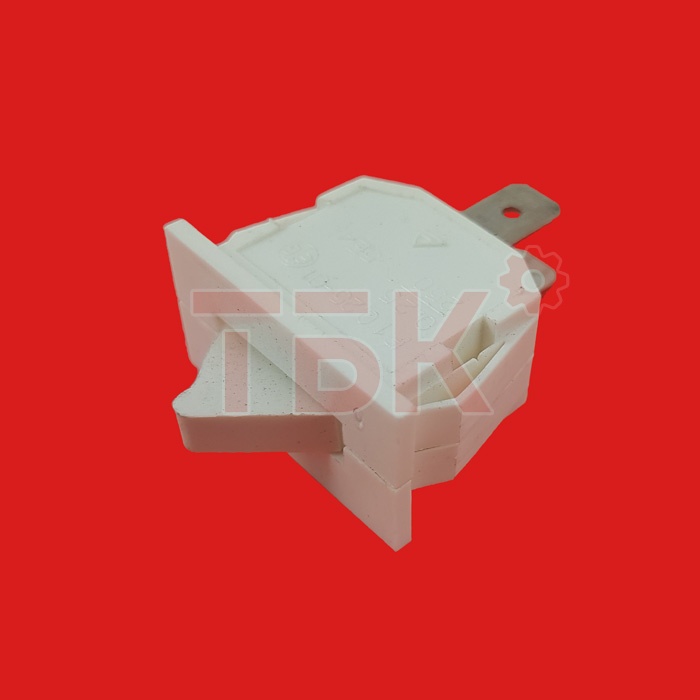 Выключатель освещения в холодильнике фото