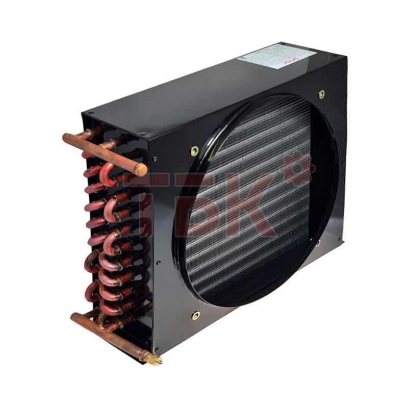 Конденсатор CD-15 без вентилятора и решетки (4,4 кВт; 550x180x480 мм) Конденсатор CD-15 без вентилятора и решетки (4,4 кВт; 550x180x480 мм) фото